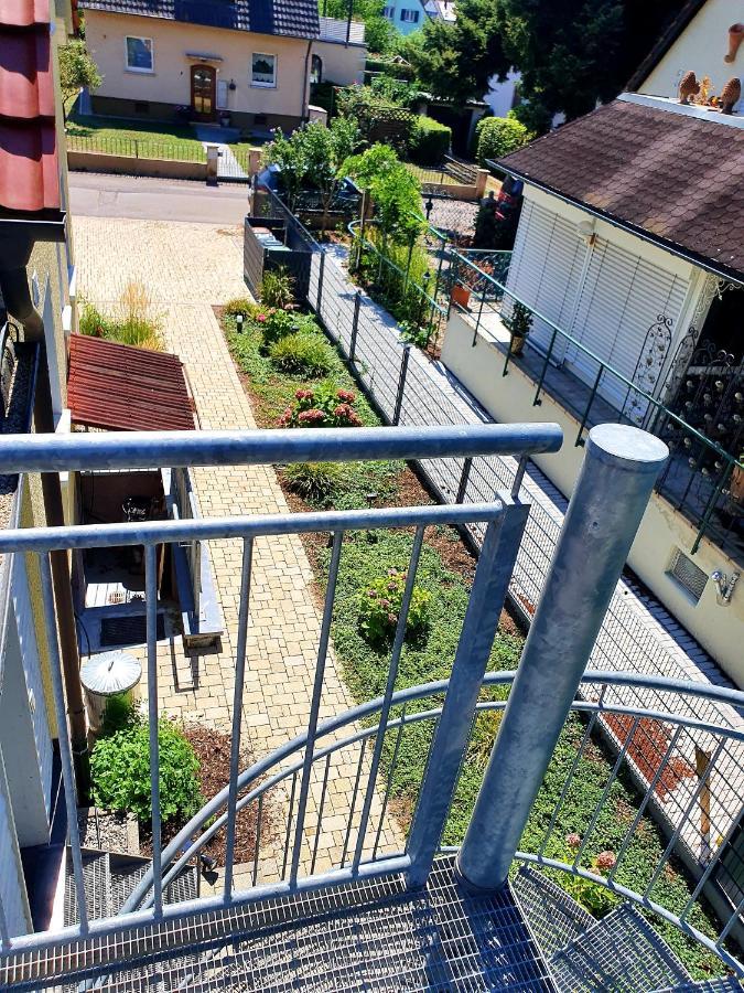 Ferienwohnung Schweier - Außerhalb und doch zentral Freiburg im Breisgau Exterior foto