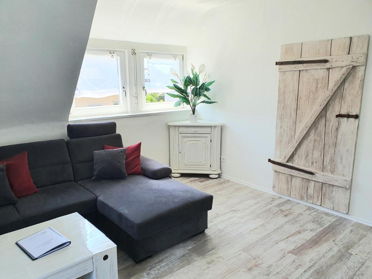 Ferienwohnung Schweier - Außerhalb und doch zentral Freiburg im Breisgau Exterior foto